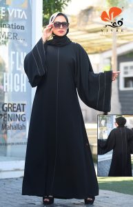 عبايات خليجية سوداء