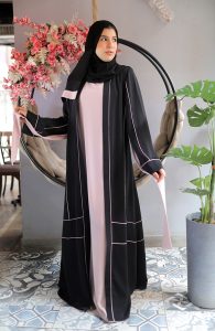 عباية خليجي سوداء